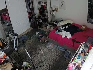 voyeurcam hornyhostel 02